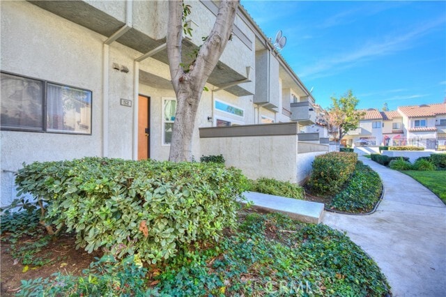 Building Photo - 52 Brownfield Ln