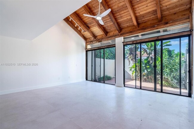 Building Photo - 8708 SW 79th Pl