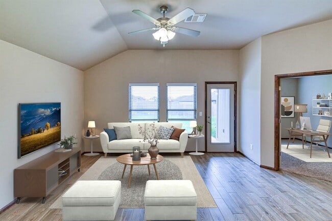 Building Photo - 6509 SE 87th St