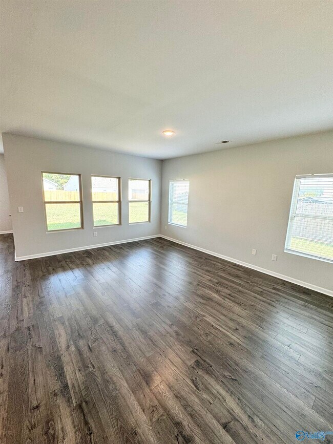 Building Photo - 17007 Carriage Sta Dr