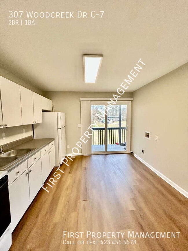 Building Photo - 307 Woodcreek Rd