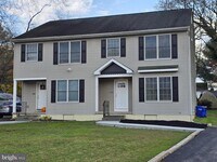 Building Photo - 116 Lowber St