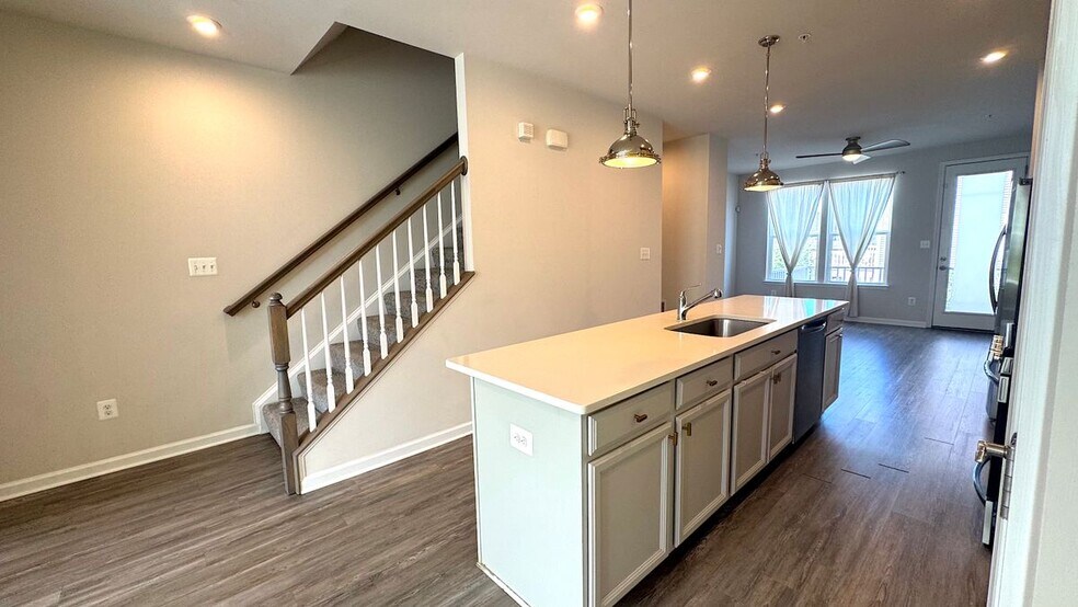 Building Photo - 7244 Clagett Dr