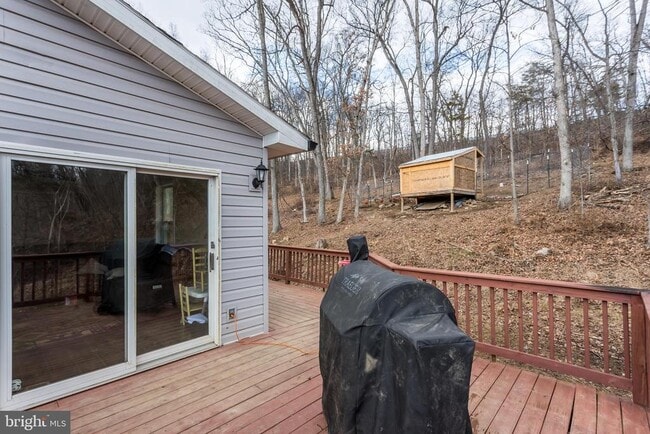 Building Photo - 1238 Logger Dr