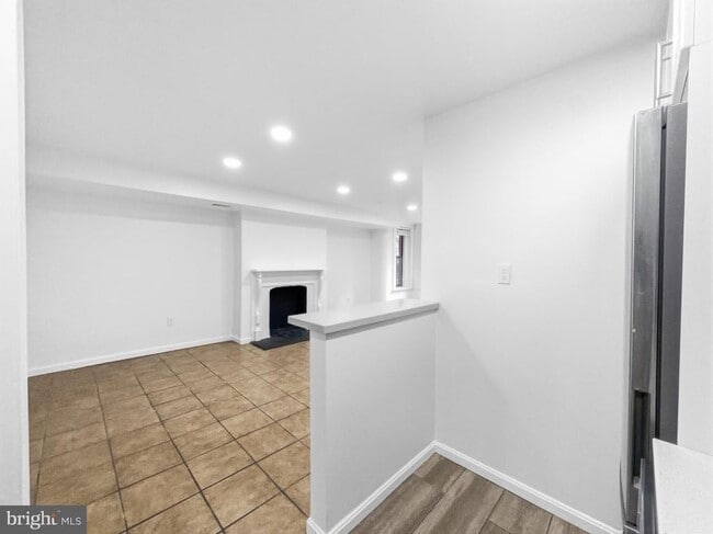 Building Photo - 1813 8th St NW
