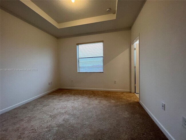 Building Photo - 18110 SW 148th Rd