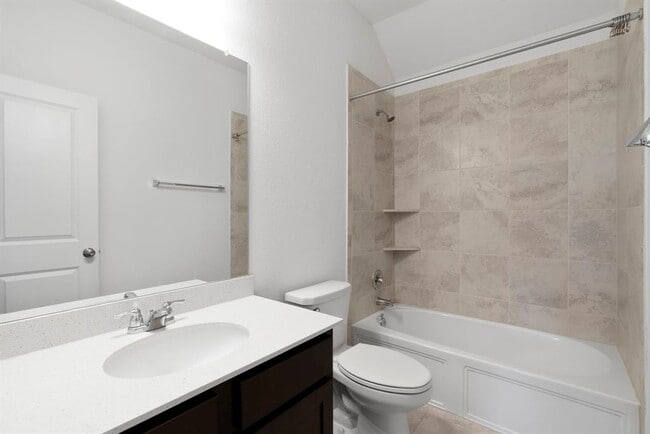 Building Photo - 400 Mante Ct