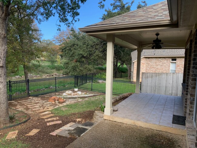 Building Photo - 137 Antler Cir