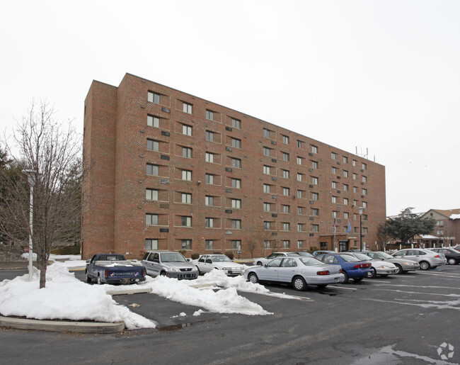 Luther Towers of Dover - 430 Kings Hwy NE Dover DE 19901 | Apartment Finder