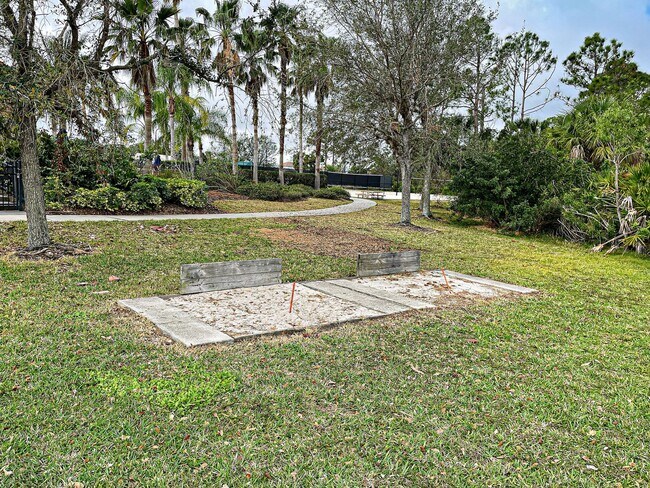 Building Photo - Stoneybrook at Venice; 4bd/2ba home