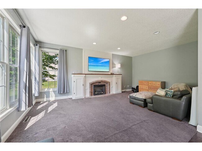 Building Photo - 1477X Langdon Pl