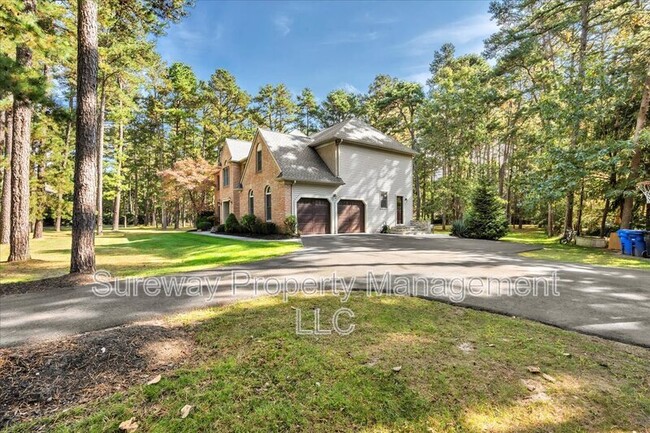 Building Photo - 1 Sweet Gum Ct