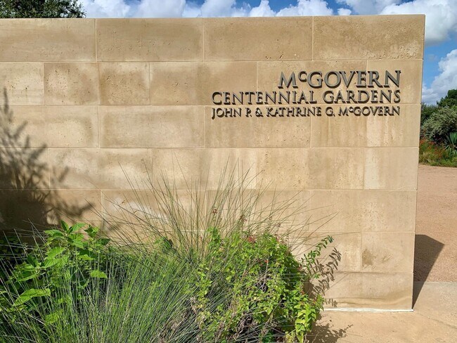 Building Photo - 1205 Autrey St