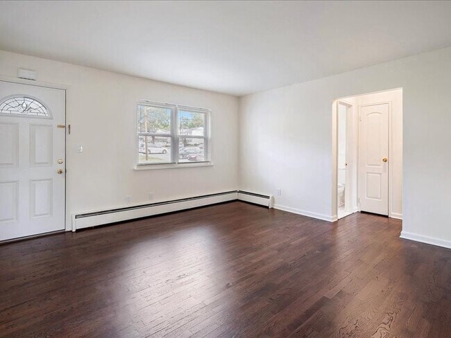 Building Photo - Forest Park Gardens Apartments