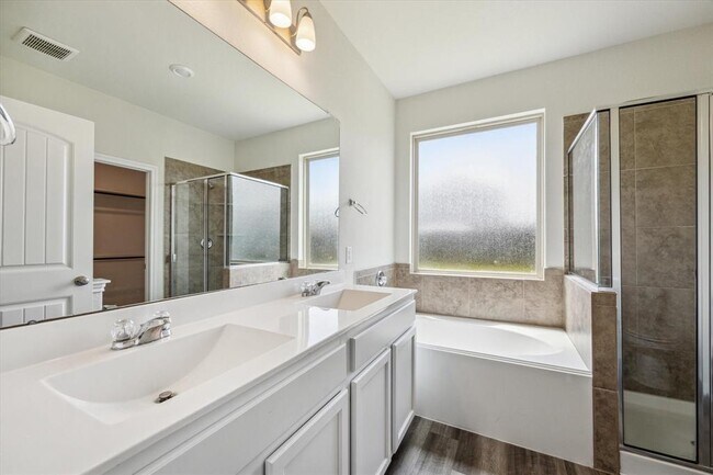 Building Photo - 5711 Pampus Prairie Rd