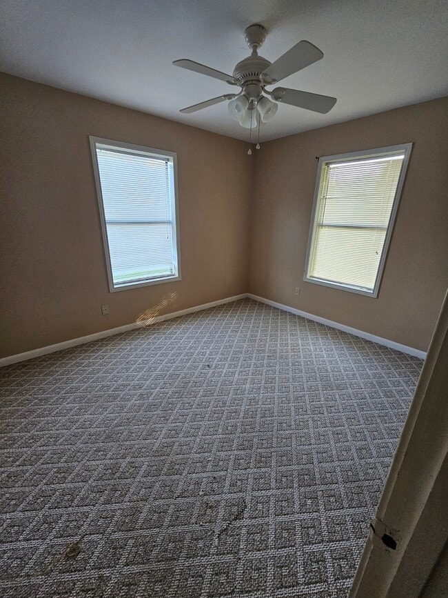 Building Photo - 1128 S Shireview Cir