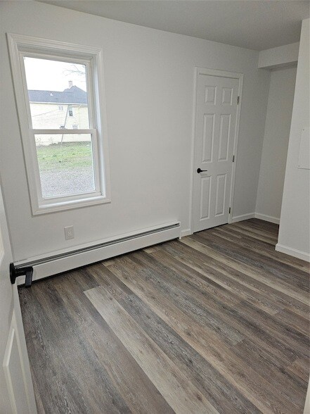 Building Photo - 120 Henry St