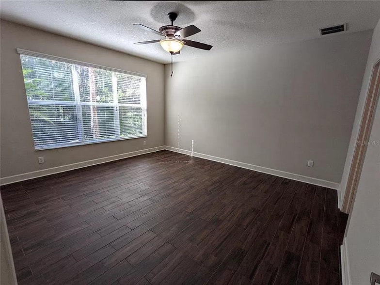 Building Photo - 16044 Bella Woods Dr