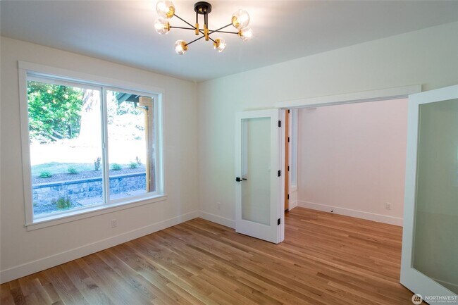 Building Photo - 7912 140th Ave NE