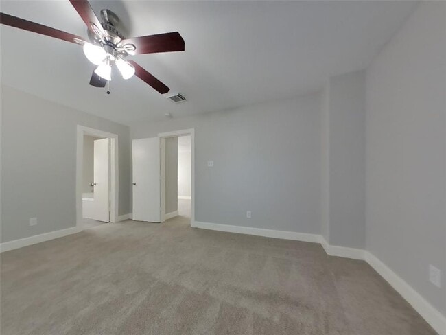 Building Photo - 15839 S Alley Ct