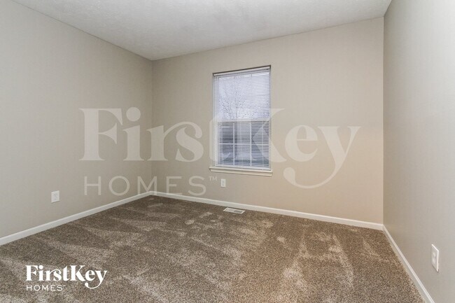 Building Photo - 540 Garden Grace Dr