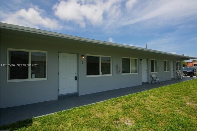 Building Photo - 831 NW 1st Ave