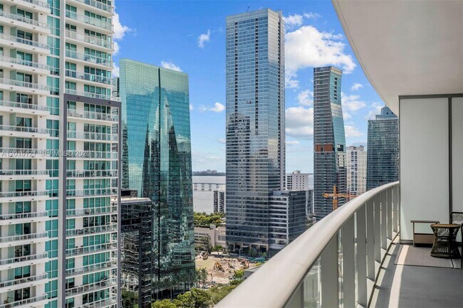 Building Photo - 1100 S Miami Ave