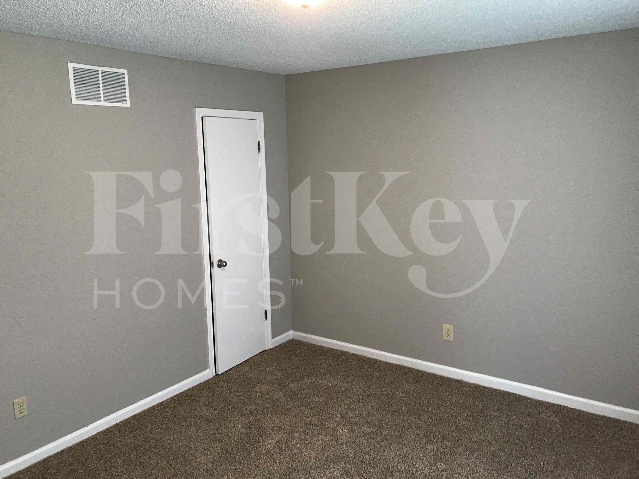 Building Photo - 5015 Hickory Bark Dr