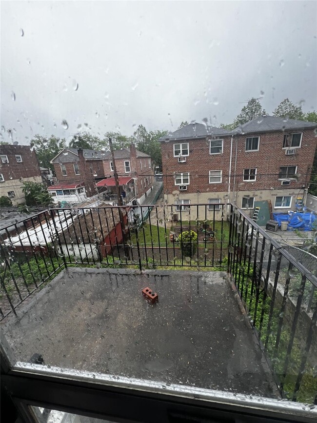 Building Photo - 4134 Wickham Ave