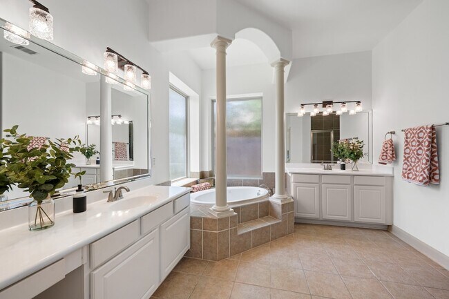 Building Photo - 4603 Red Hawk Ct