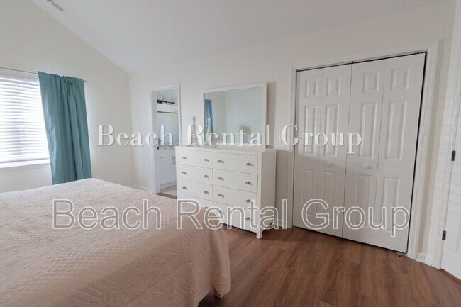 Building Photo - 818 Keel Ct