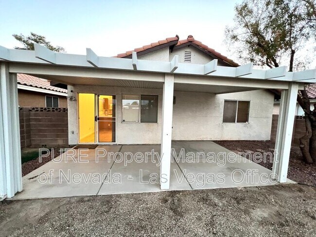 Building Photo - 5342 Chela Dr