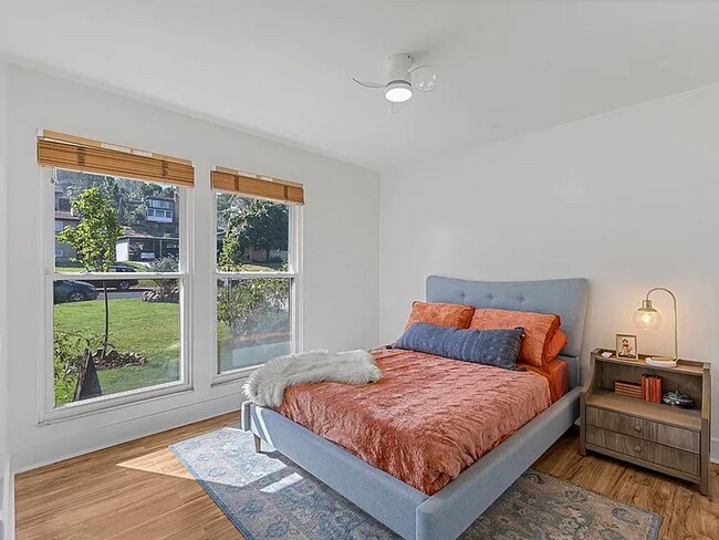 Building Photo - Updated Home in North Salt Lake with Great Views!