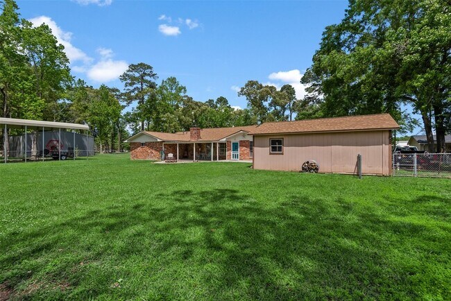 Building Photo - 24338 Redbud Ave