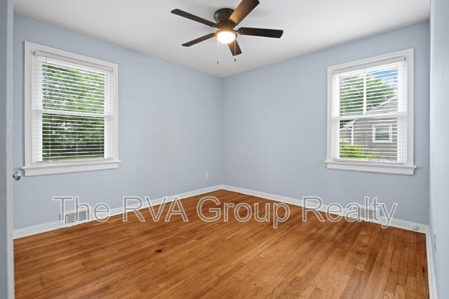 Building Photo - 3411 Oxnard Rd