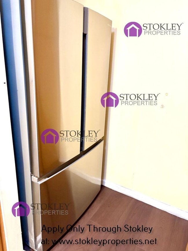 Building Photo - 1412 Kinross Ct