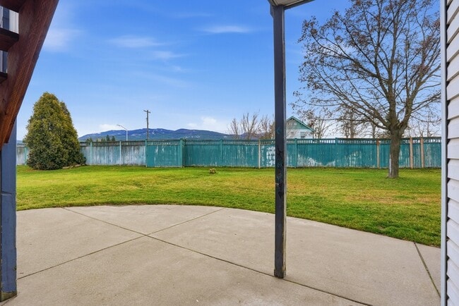 Building Photo - 3446 W Lilac Ct