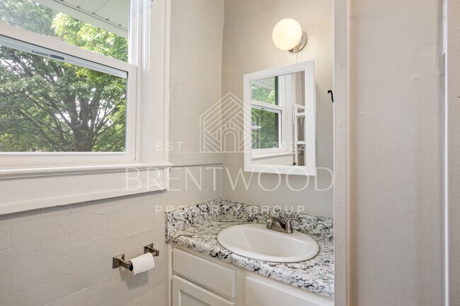 Building Photo - Updated and Move-In Ready 4-Bedroom Home