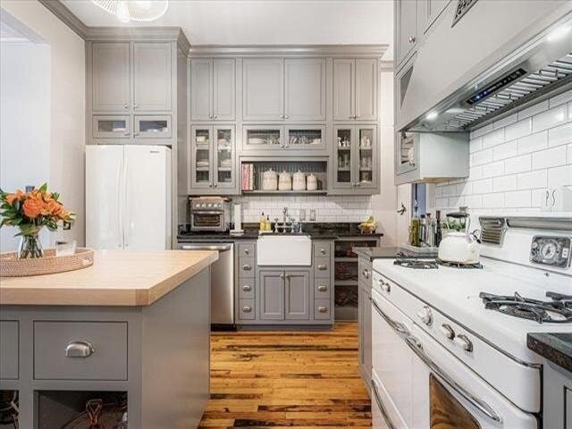 Building Photo - 28 S Barksdale St