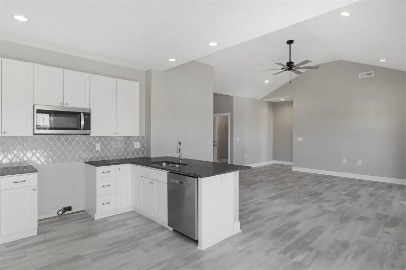 Building Photo - 3066 Gunsmoke Trail Way