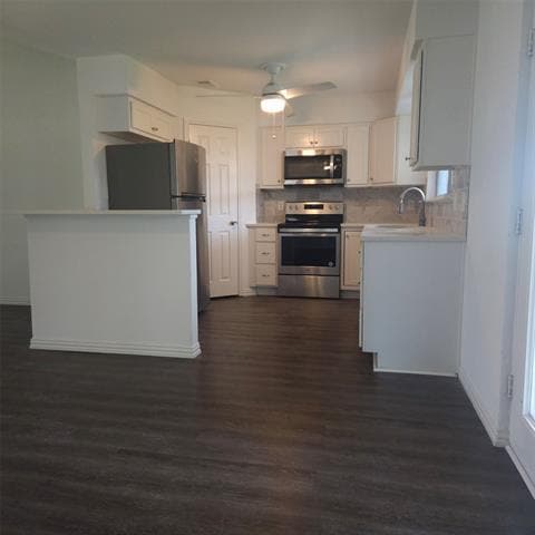 Building Photo - 1528 Vera Cruz Dr