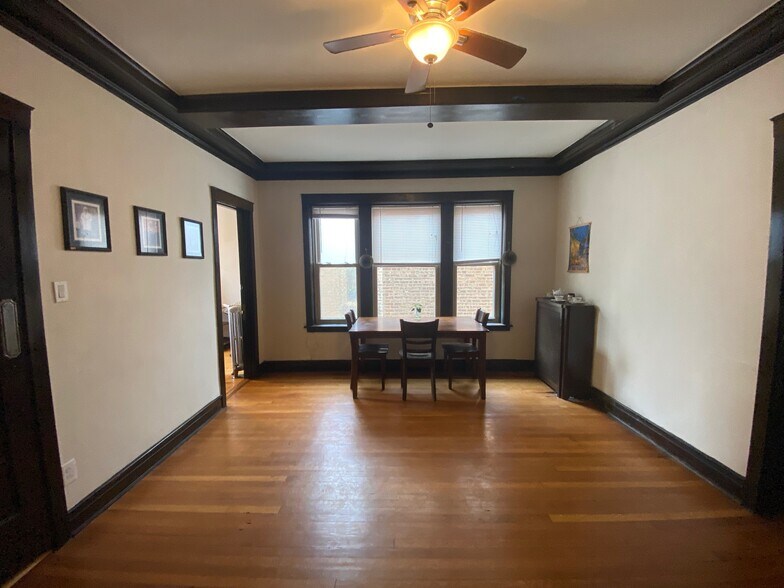 Building Photo - 6311 N Wayne Ave