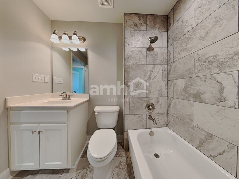 Building Photo - 3670 Dorrie Cir