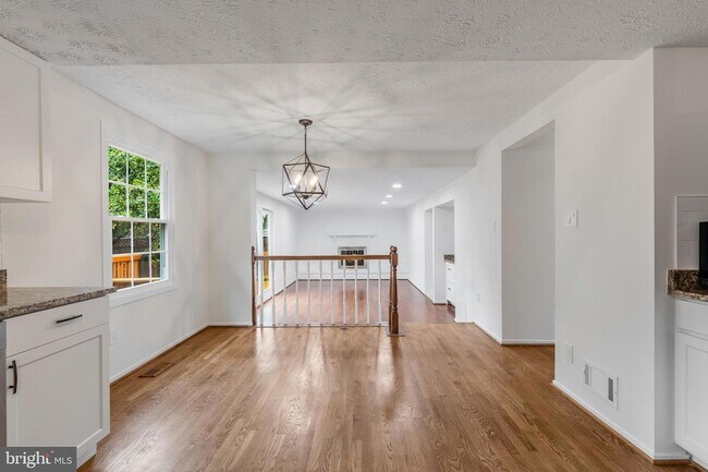Building Photo - 9410 Onion Patch Dr
