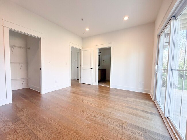 Building Photo - Spacious 4-Bedroom Home Near Tennessee Tech with Pool Access and Pet-Friendly Living