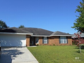 Building Photo - 30877 Pinyon Dr