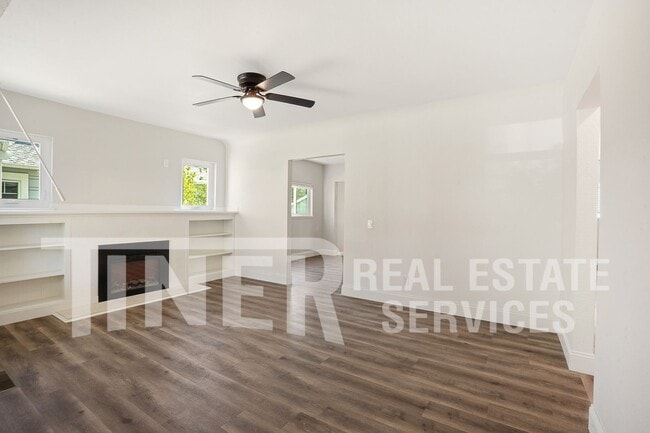 Building Photo - 4456 G St