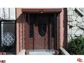 Building Photo - 1115 Euclid St