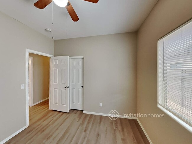 Building Photo - 14554 W Watson Ln