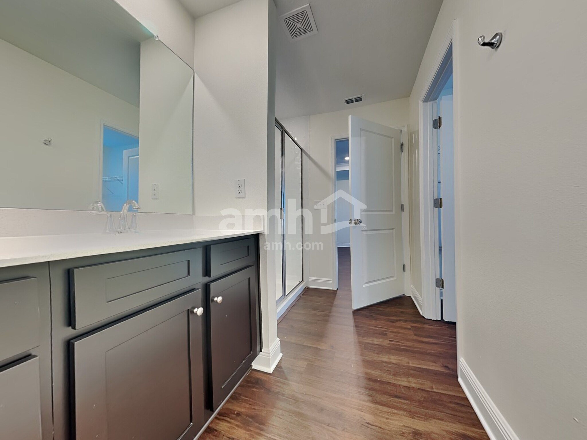 Building Photo - 27430 St Andrews Ave